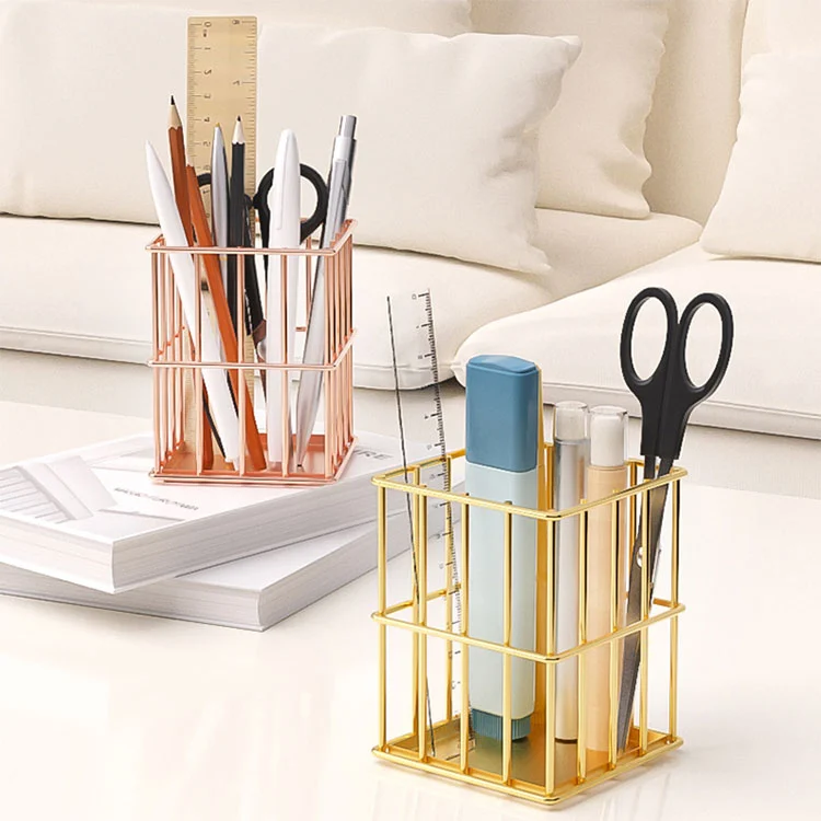 Como um porta-canetas de metal para mesa de escritório pode melhorar a organização do seu espaço de trabalho?